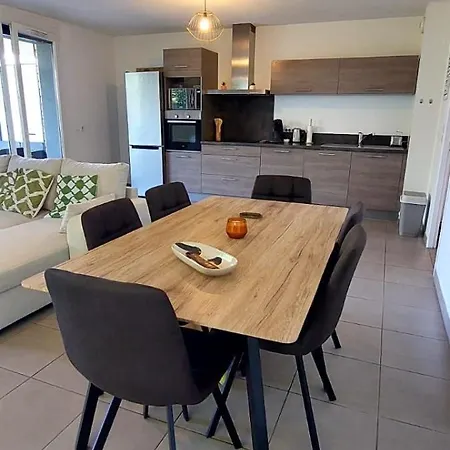 T3 Avec Grande Terrasse Et Vue Apartment Évian-les-Bains